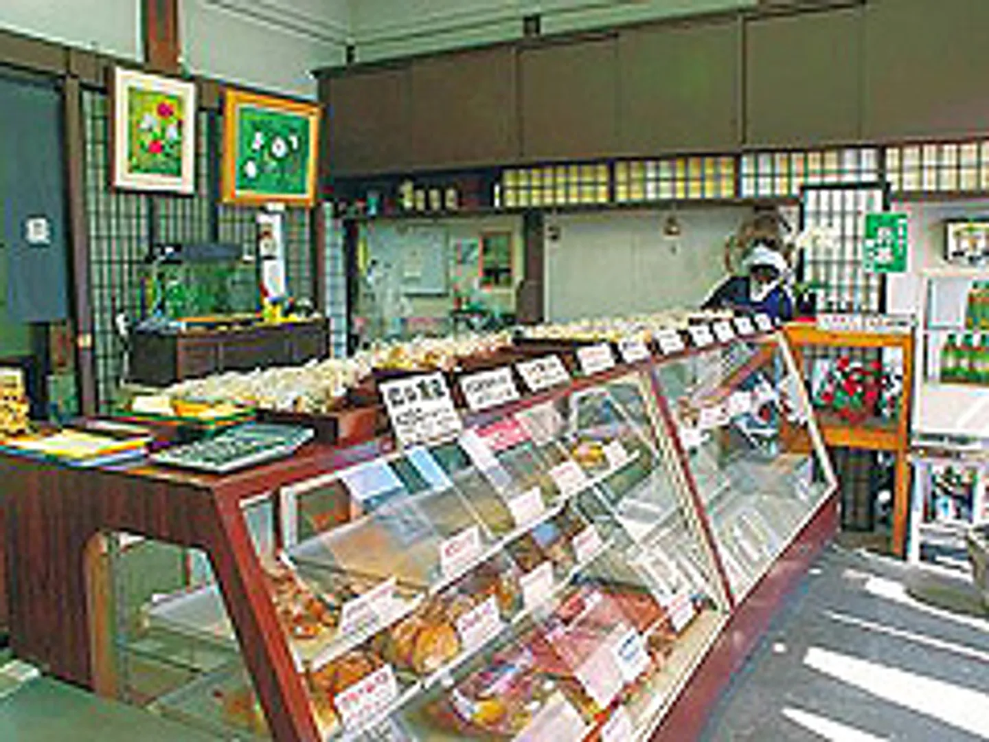 J0044582a.jpg