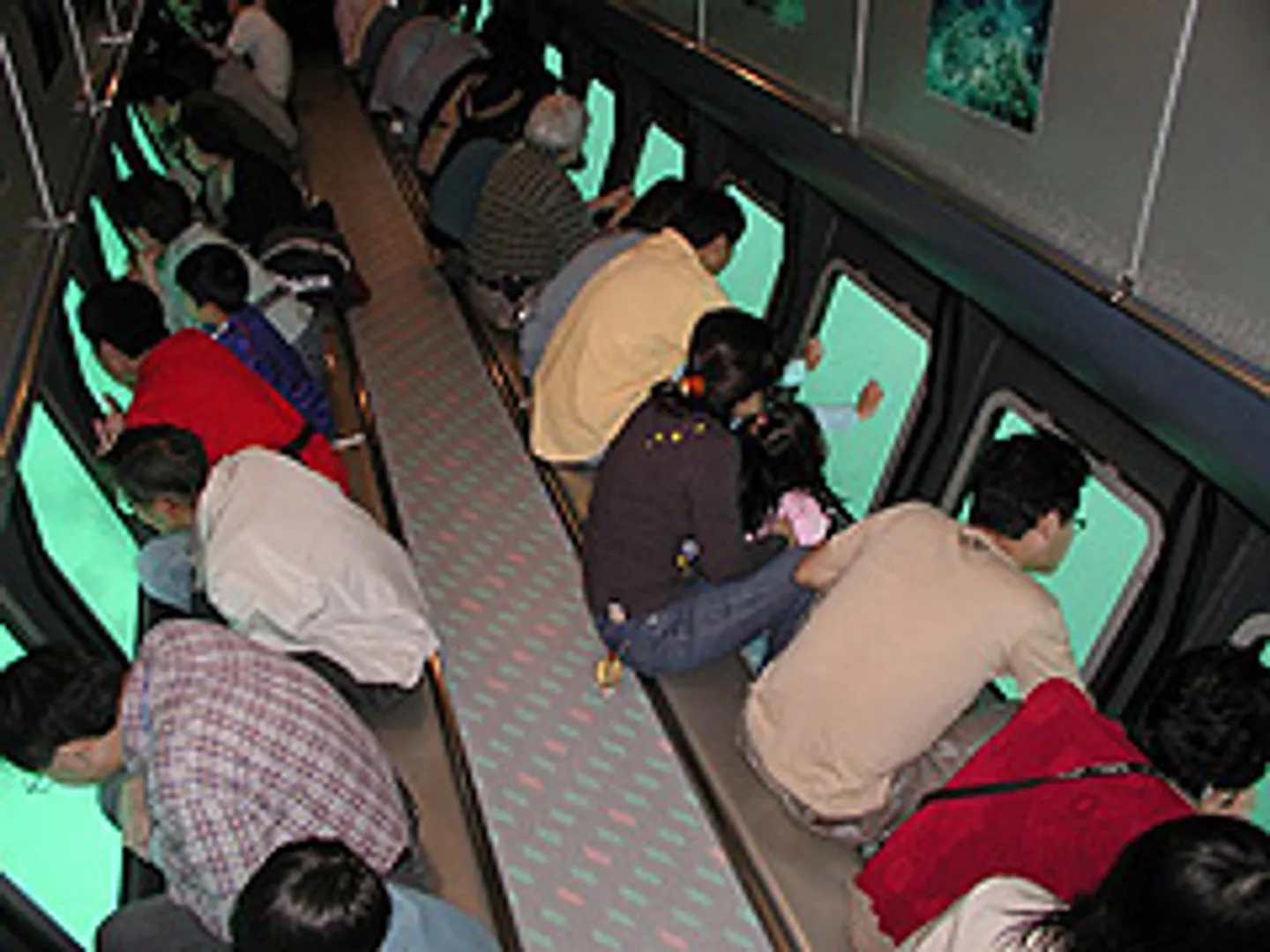 J0042892a.jpg