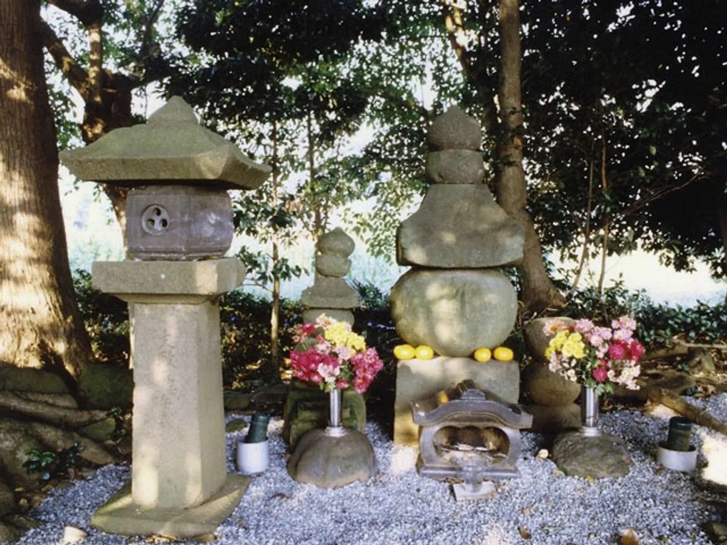 実朝は「金塊和歌集」を残すなど優れた歌人としても有名