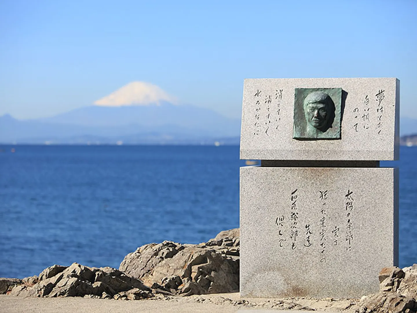 A1802890a.jpg