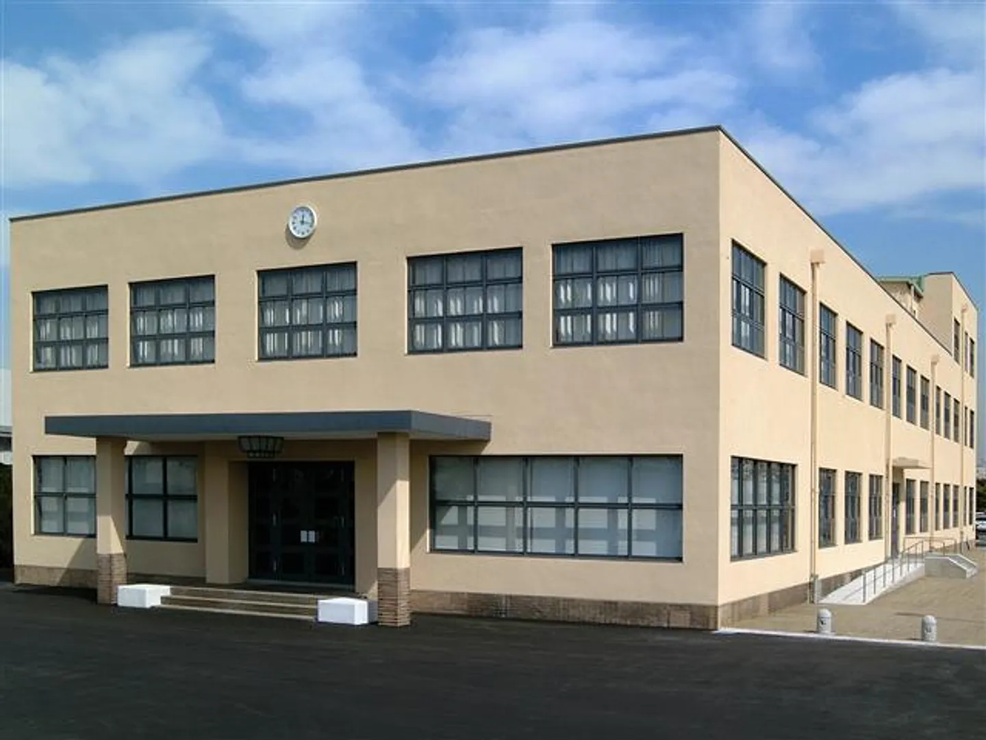 J0067322b.jpg