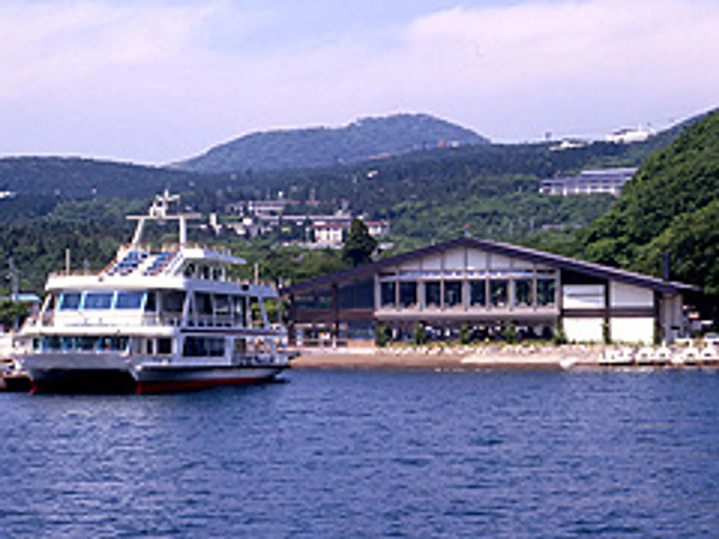 J0044530a.jpg