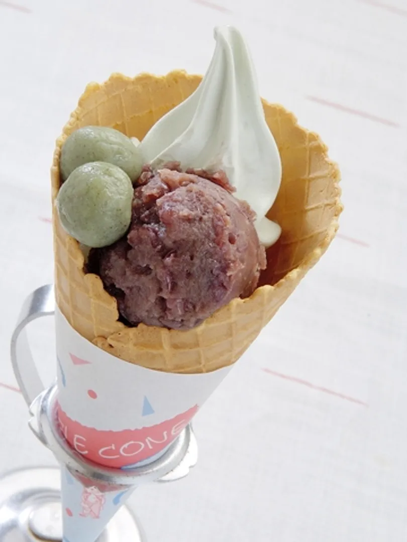 よもぎあんソフトクリーム