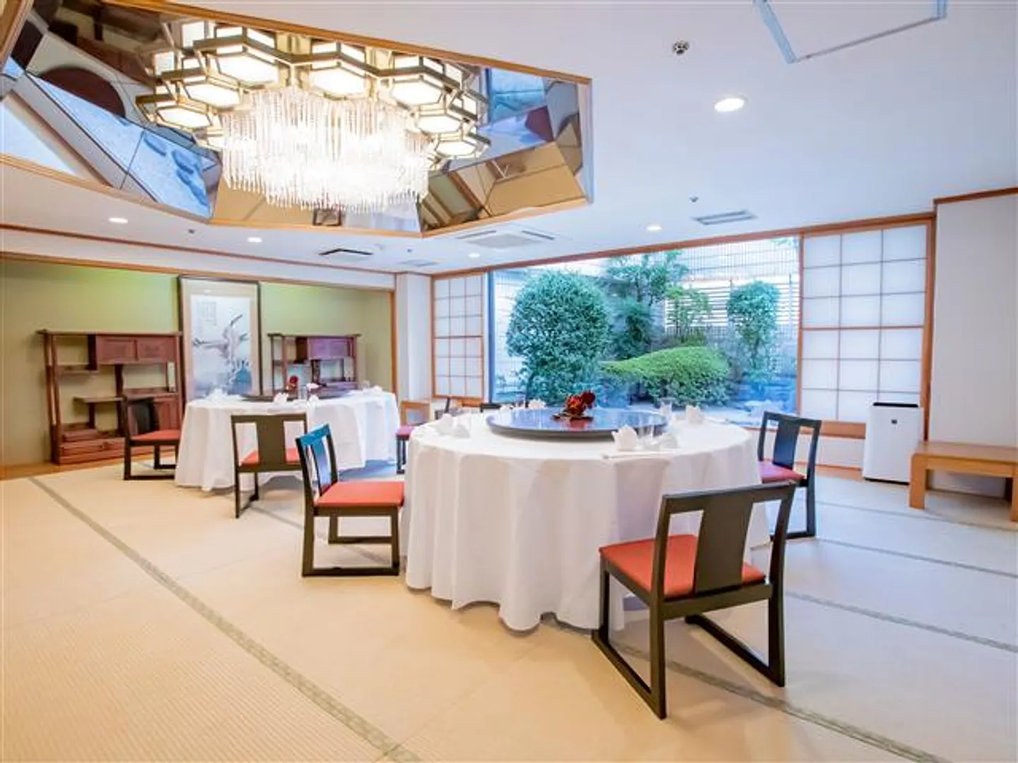洋室 2卓
