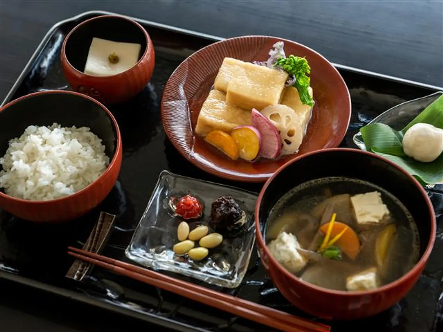 精進出汁ベースの滋味深い味わい「精進・刻御膳」