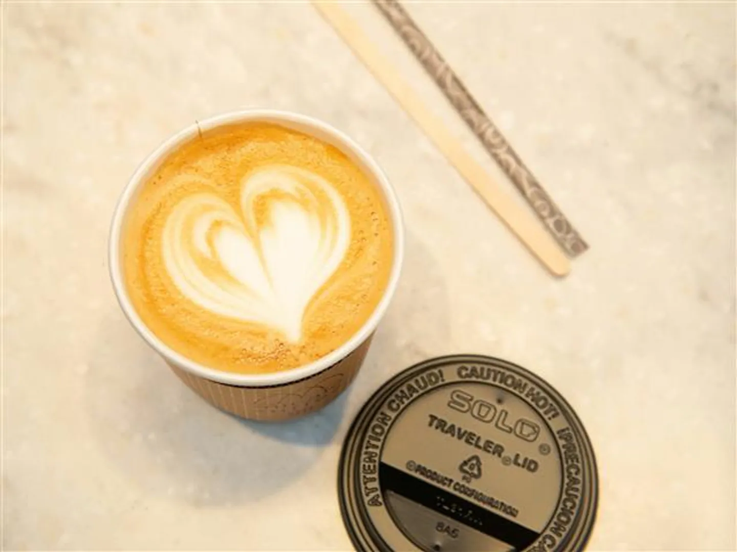 カフェラテ