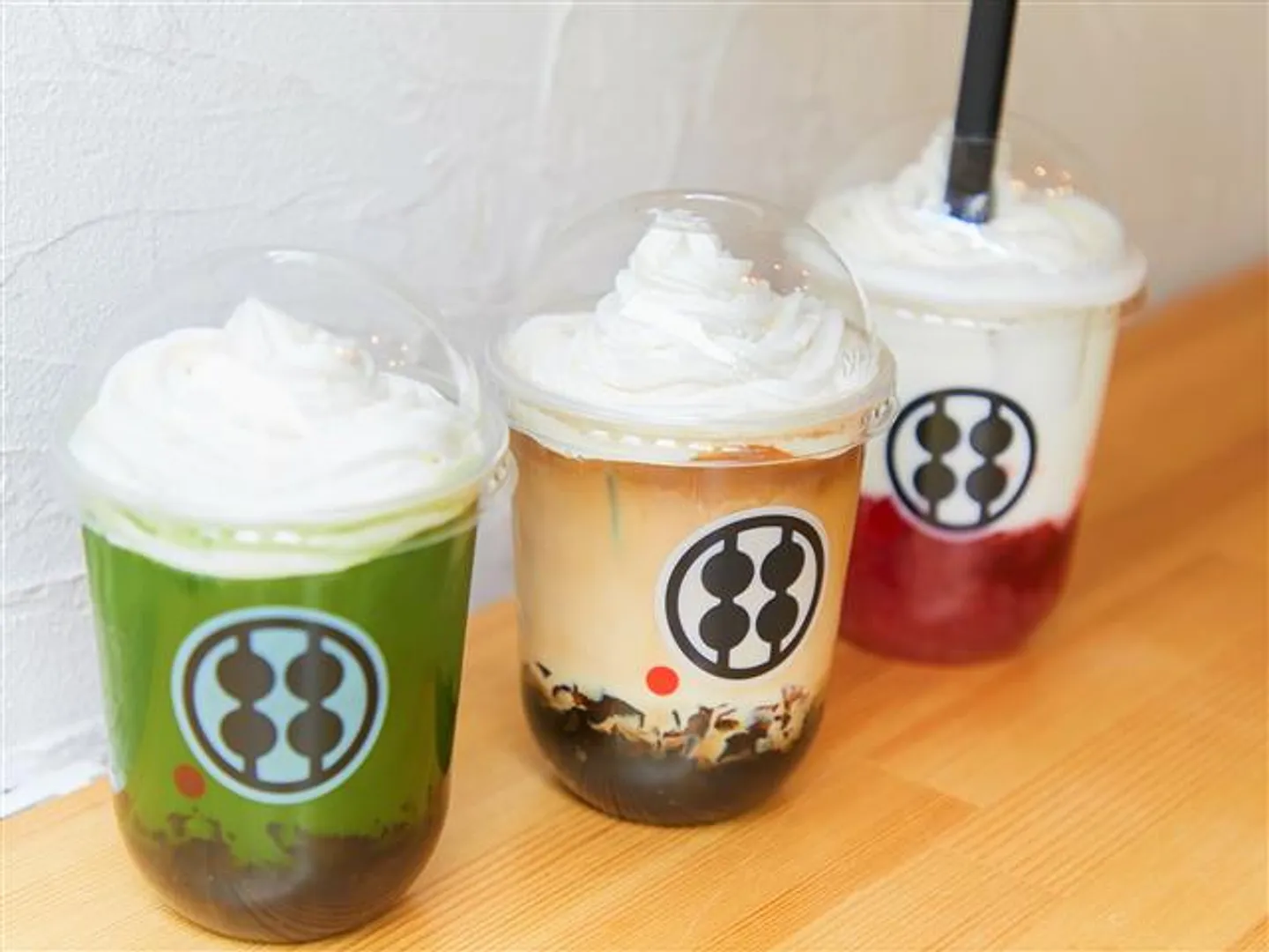 冷たい「わらびもちドリンク」は抹茶・珈琲ミルク・いちごミルクの全3種