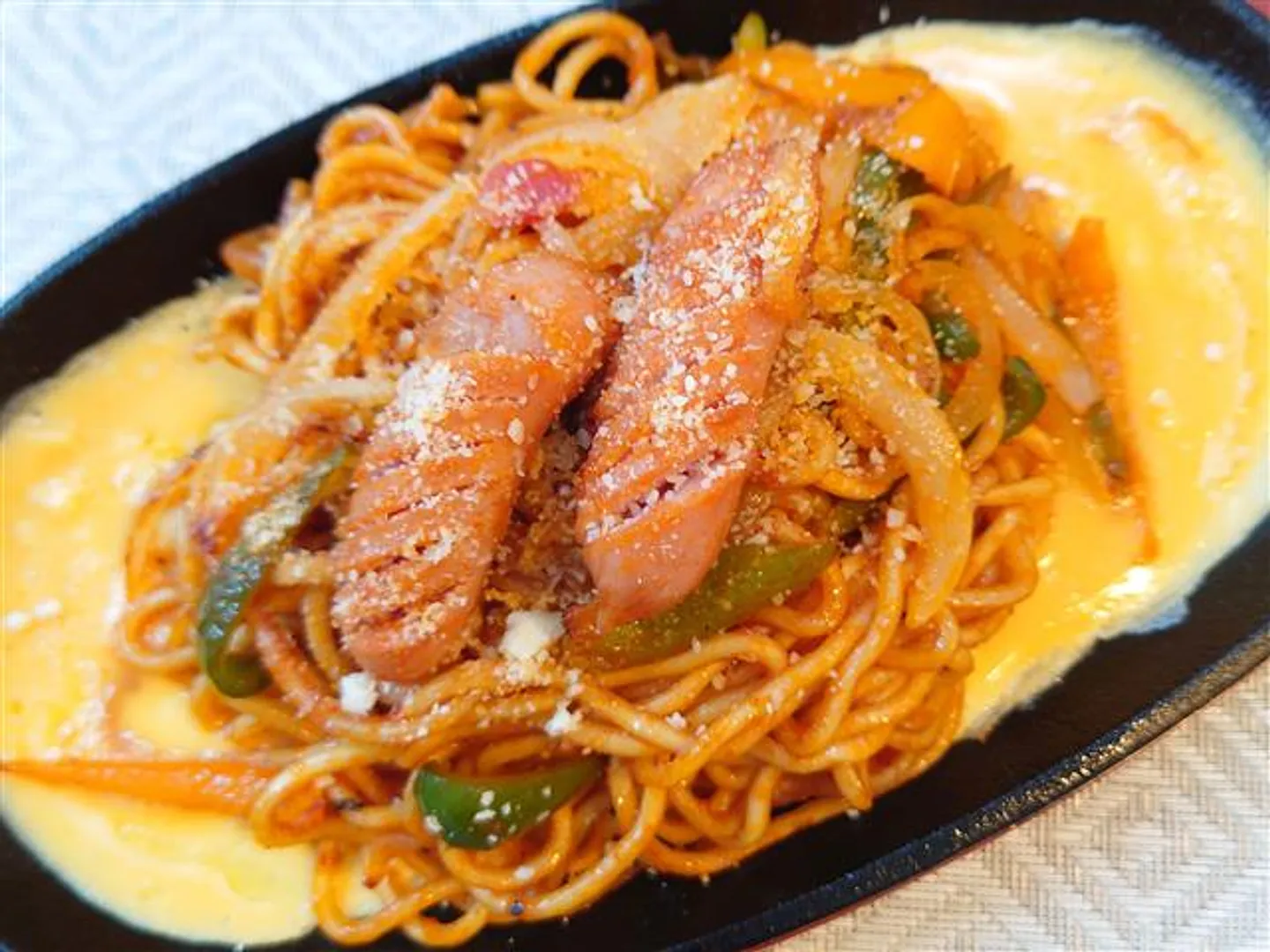鉄板ナポリタン