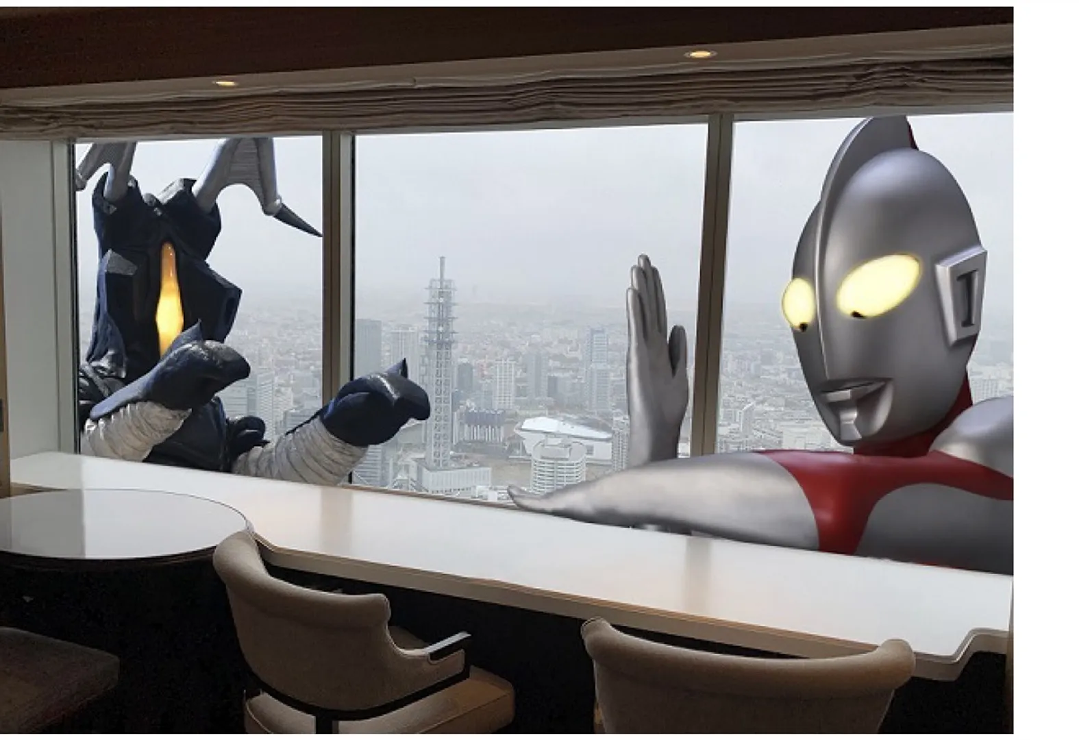 スペシャルコラボルーム©2021「シン・ウルトラマン」製作委員会 ©円谷プロ