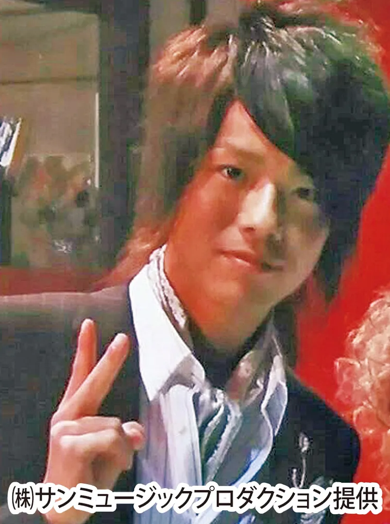スカーフを付けて成人式に参加した20歳のシュウペイさん
