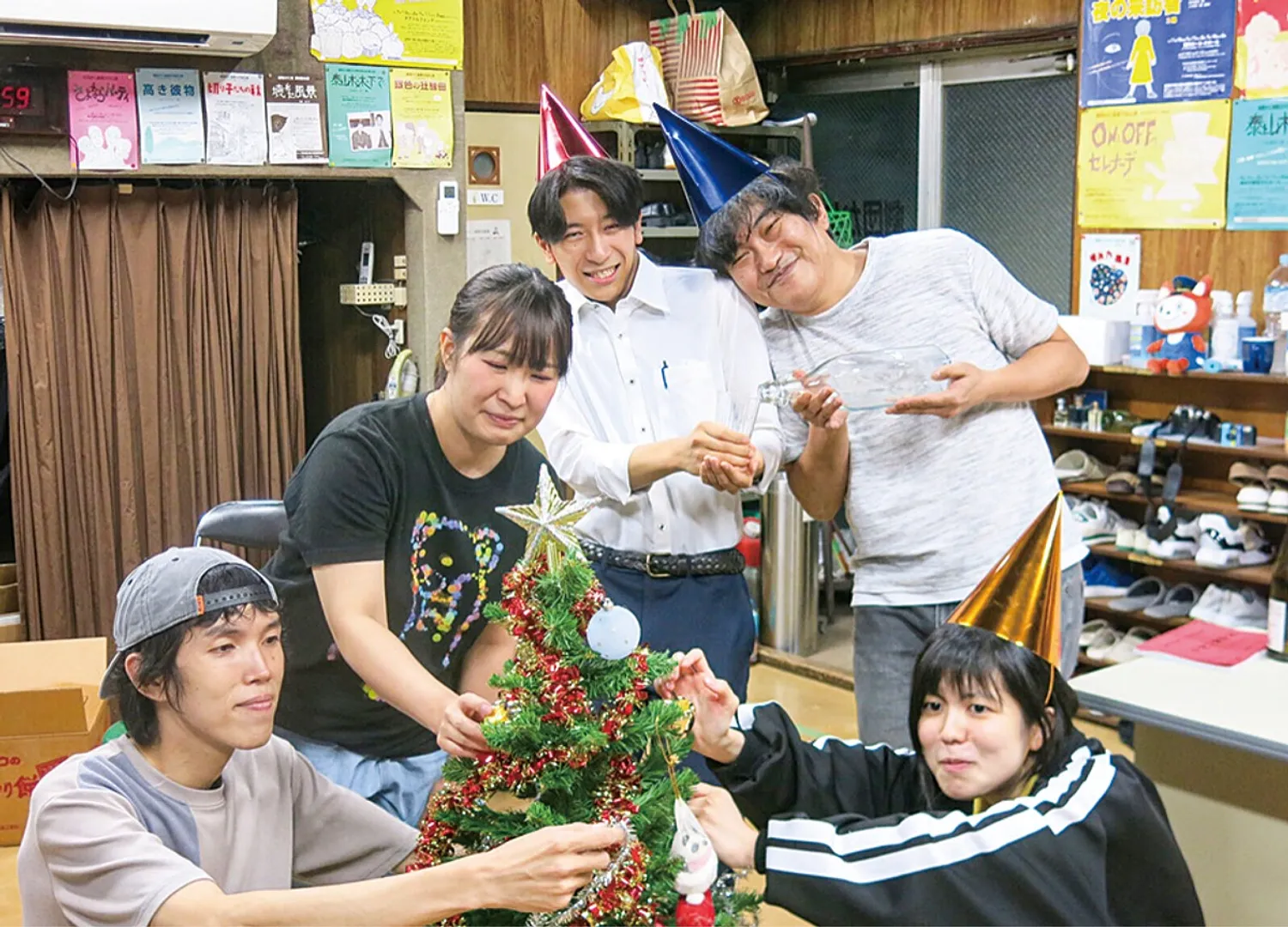 稽古風景＝主催者提供
