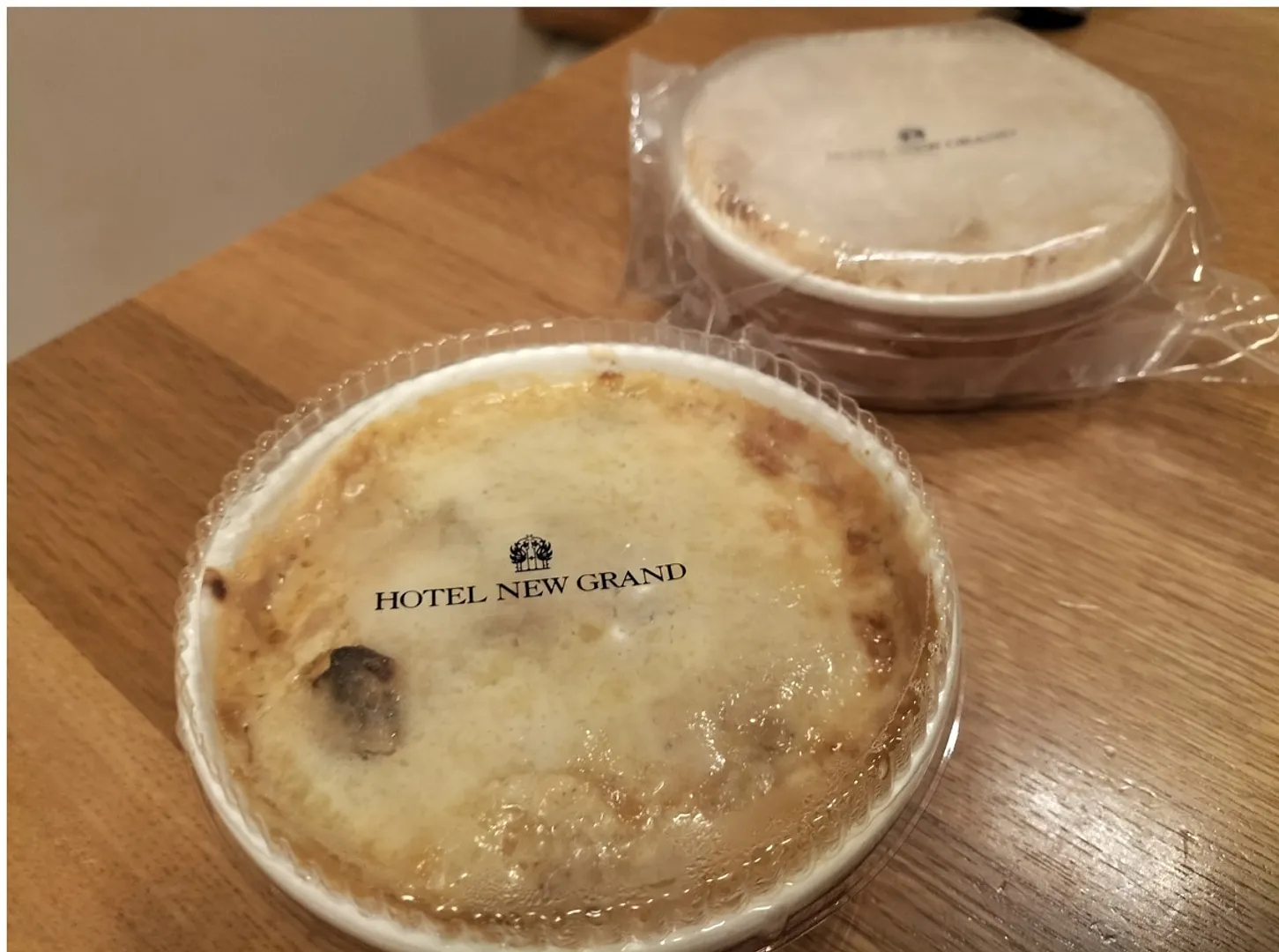 ホテルニューグランドから新発売された冷凍食品「シーフードドリア」（６個セット）