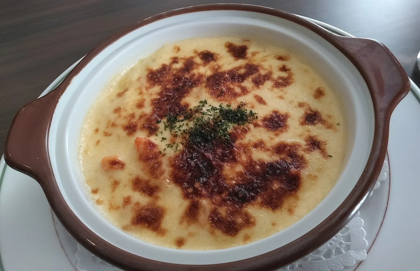 ホテル本館「ザ・カフェ」で提供されているシーフードドリア