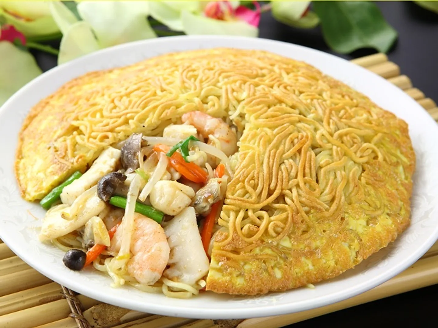 海鮮梅蘭焼きそば(沙茶醤味) (画像はイメージ)