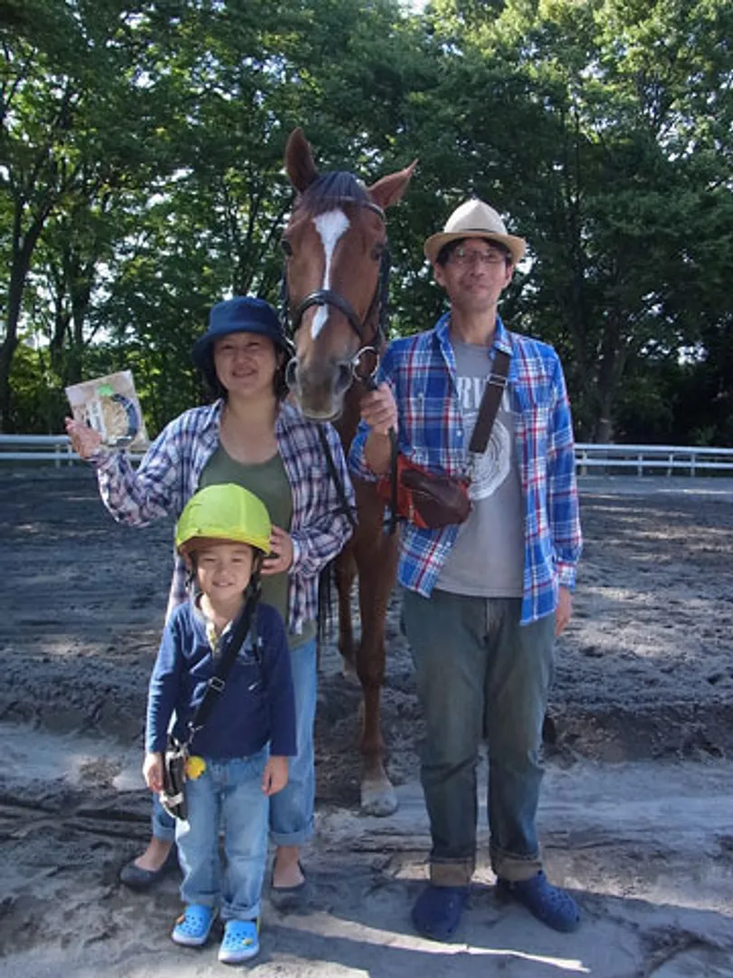乗馬デーでは平成21年春の天皇賞優勝の実績を持つ競走馬「マイネルキッツ号」とのふれあいも