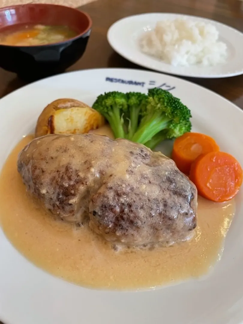 レストラン シン
