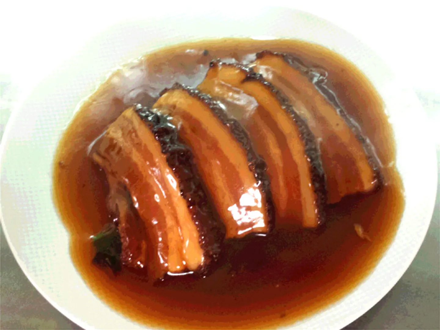 走油扣肉(皮付きバラ肉の煮込み)